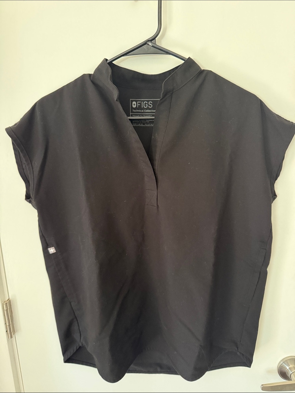 FIGS Black Mandarin Collar Tunic Top/Bottom 2 piece set